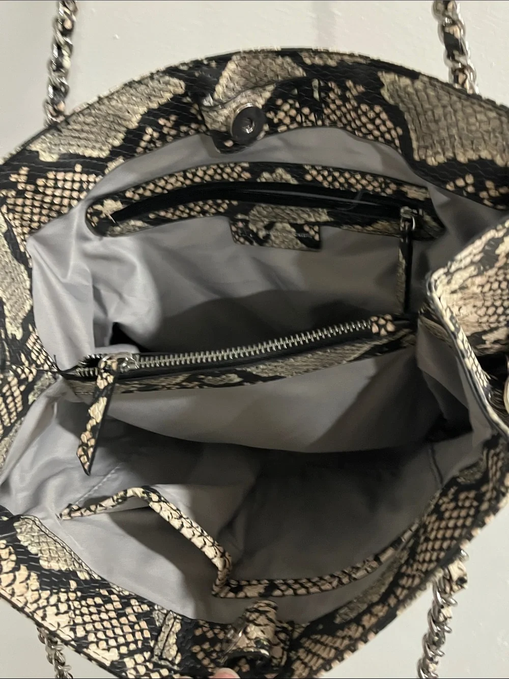 Snake Print Chain Shoulder Bag in Black & Cream